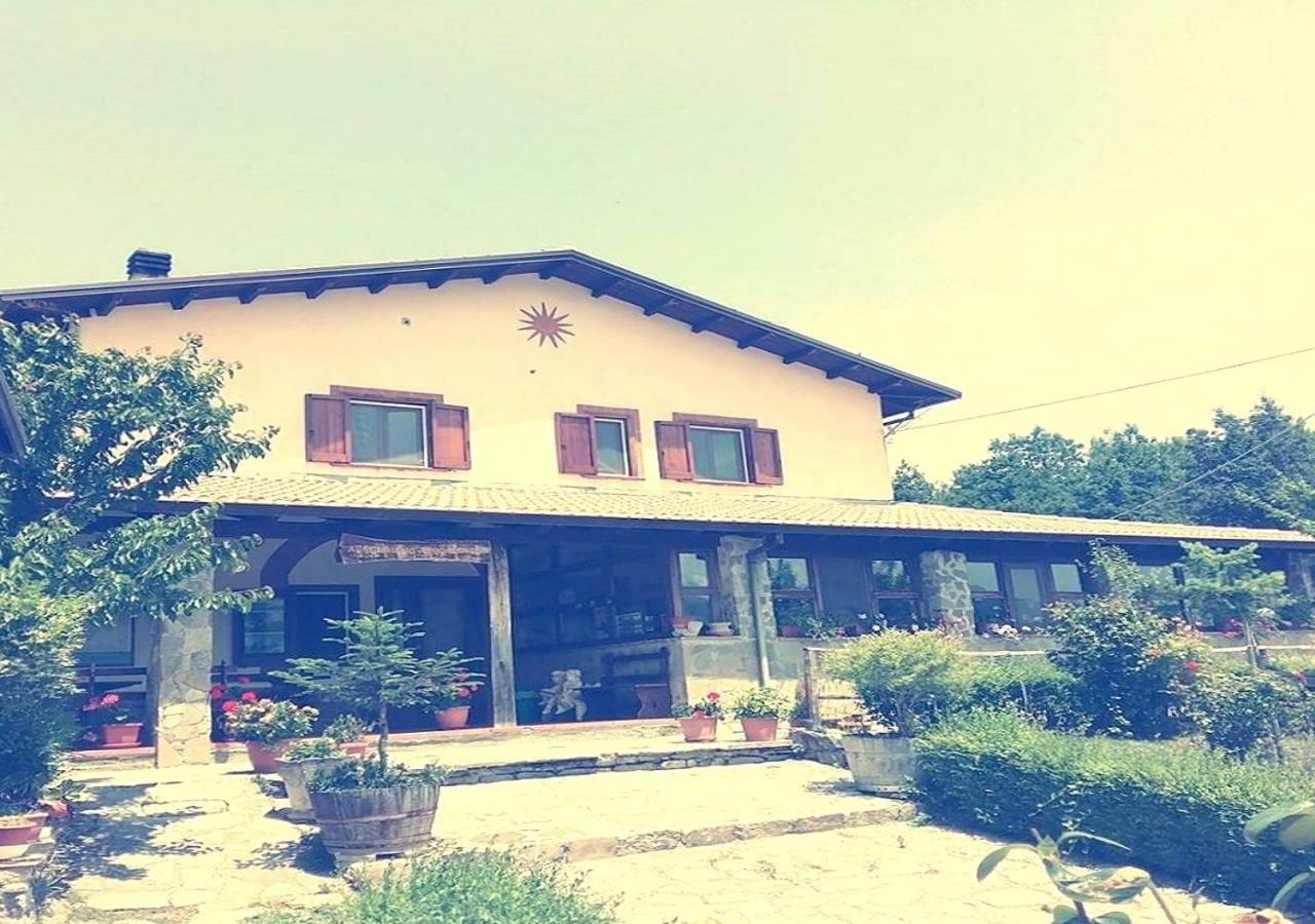 Agriturismo Acquagentile テッラノーヴァ・ディ・ポッリーノ エクステリア 写真