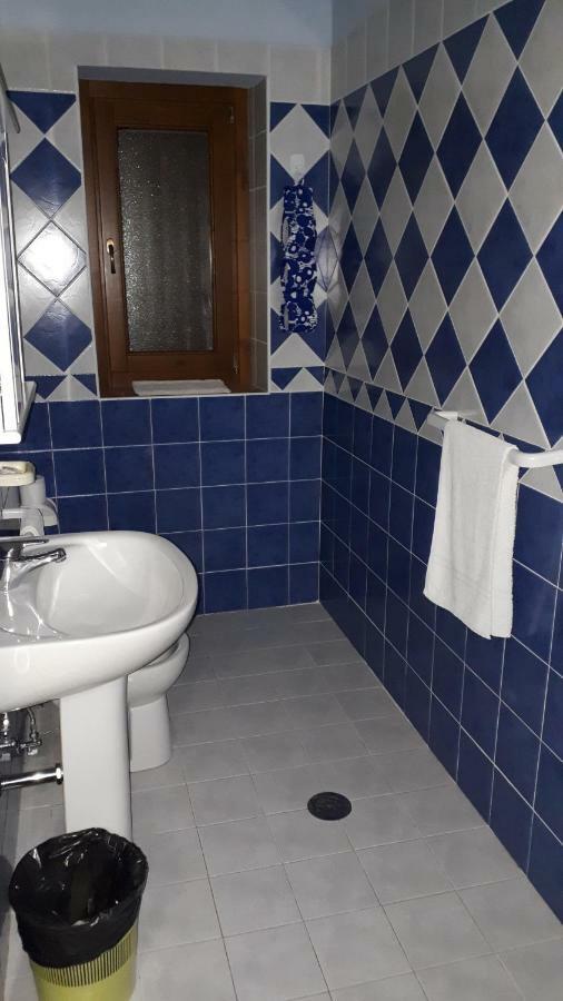 Agriturismo Acquagentile テッラノーヴァ・ディ・ポッリーノ エクステリア 写真