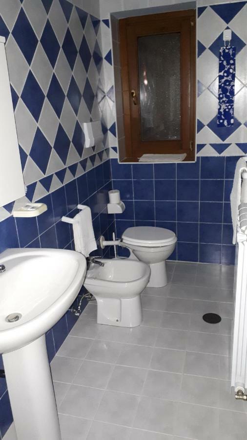 Agriturismo Acquagentile テッラノーヴァ・ディ・ポッリーノ エクステリア 写真